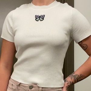 H&M butterfly white ribbed t shirt Size Small